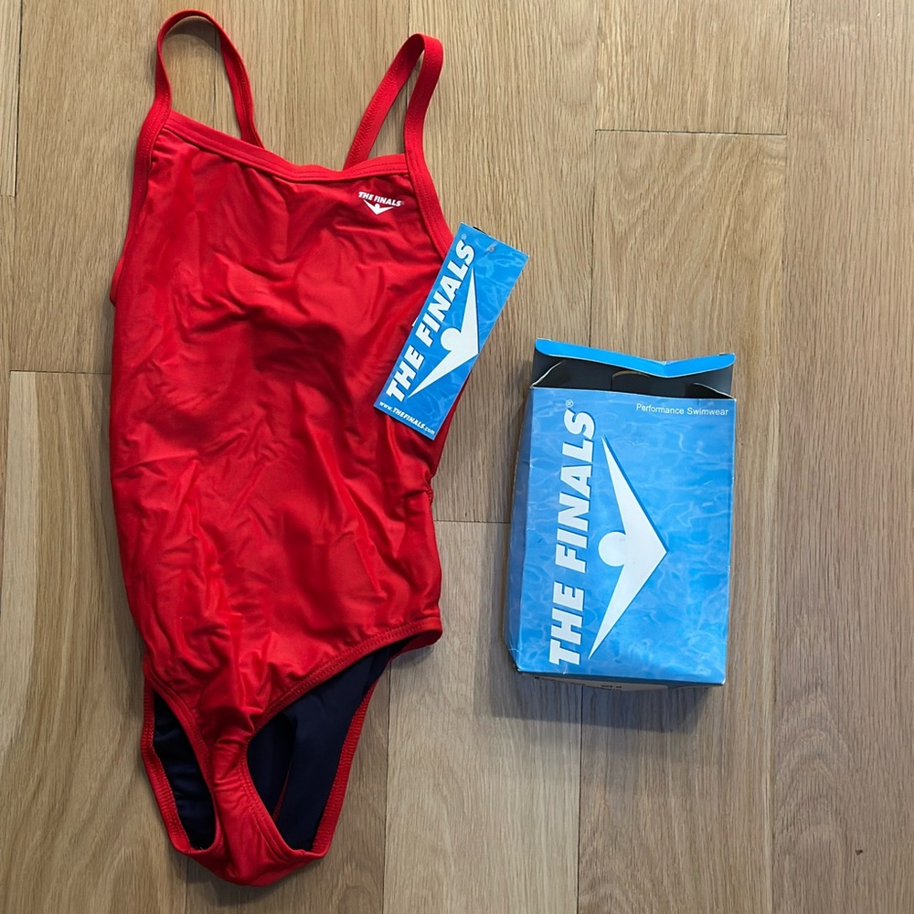 The Finals Red Solid Butterfly Back Women’s One Piece Racing Swimsuit Size 28